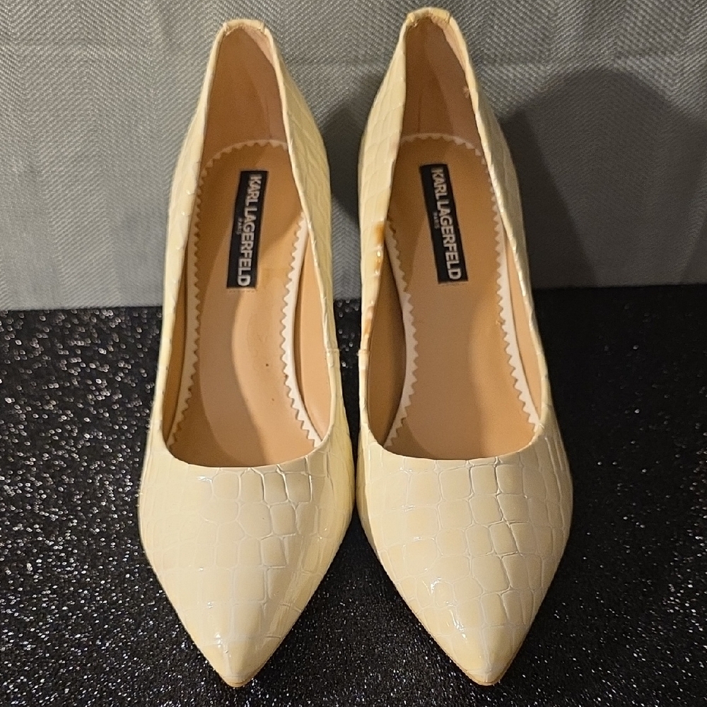 Karl Lagerfeld Cream Heels Elegant Design
